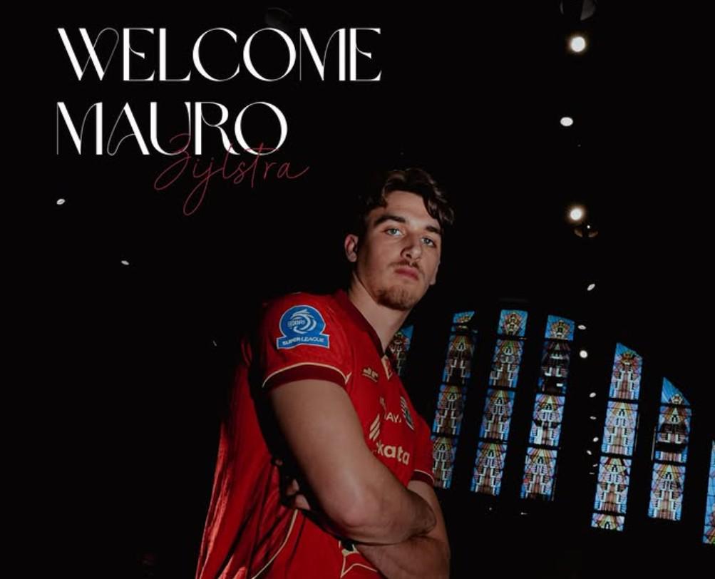 云开官网-官方：21岁印尼归化国脚齐尔斯特拉加盟印尼超佩西加雅加达队