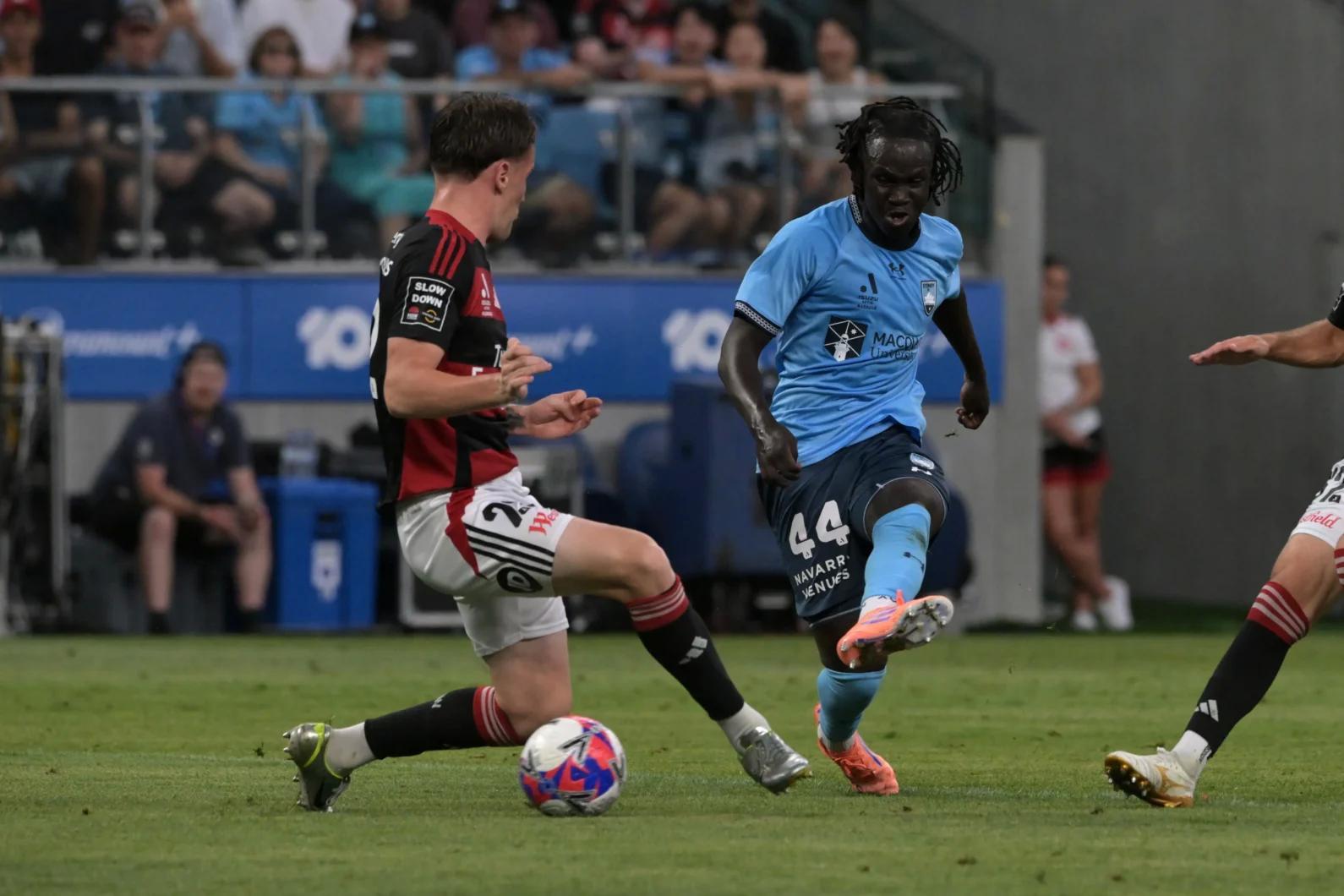 云开官网-澳媒：悉尼从同城死敌抢来青训阿肯，他曾在U17比赛对沙特15分钟戴帽